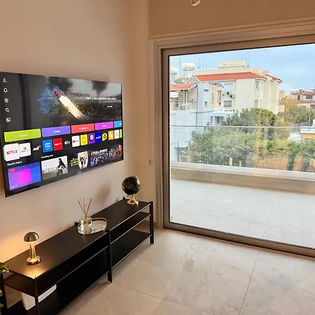 Luxury 303 - Brand New - Private Parking Apartamento