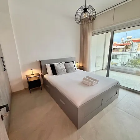 Luxury 303 - Brand New - Private Parking Apartamento *