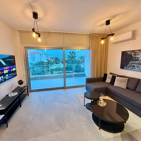 Apartamento Luxury 303 - Brand New - Private Parking Limassol
